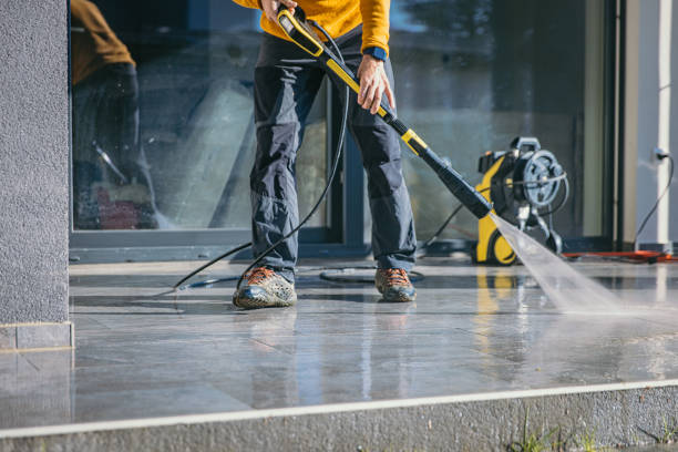 Animal Enclosure Cleaning in Monroe, WI